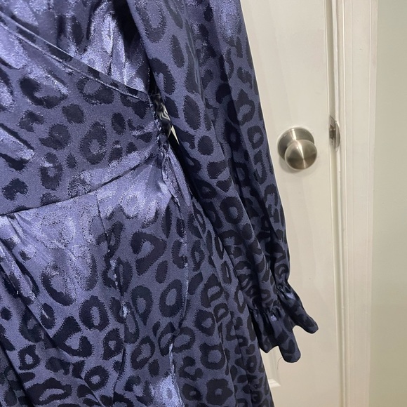 Kormei Elegant Navy Wrap Dress Size Large CB-20 - Picture 6 of 8